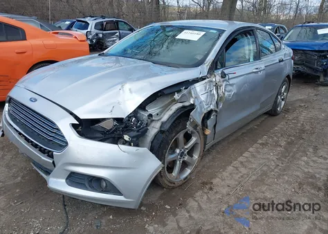 2013 Ford Fusion Se z USA, uszkodzony, nr VIN 3FA6P0HR0DR382809